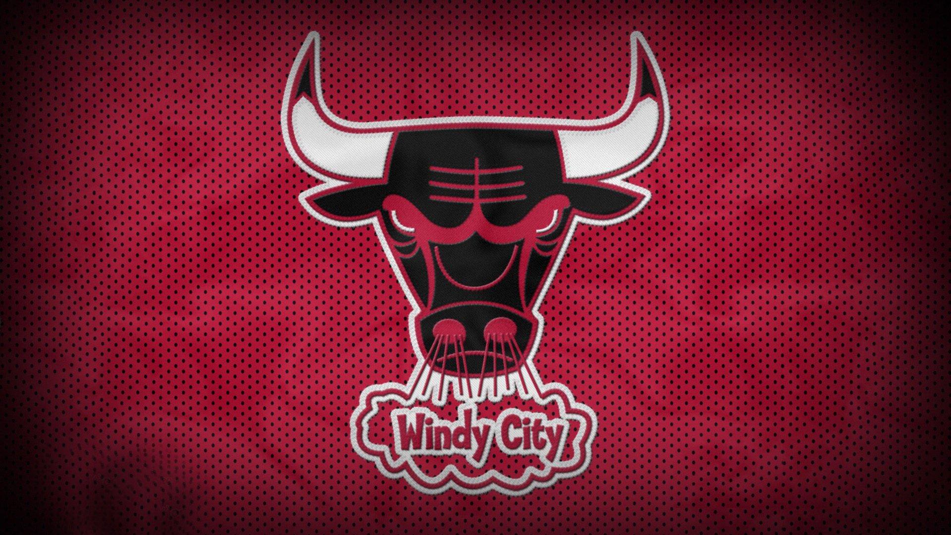 西蒙尼盛赞贝蒂斯主帅，欧洲竞争力显著提升，西甲格局面临重塑